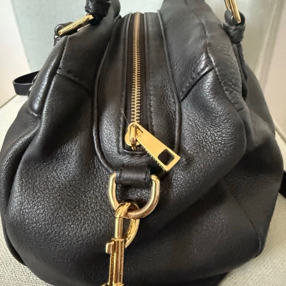 Marc Jacobs Black Pebbled Leather Satchel with Gold Plaque - Picture 11 of 15